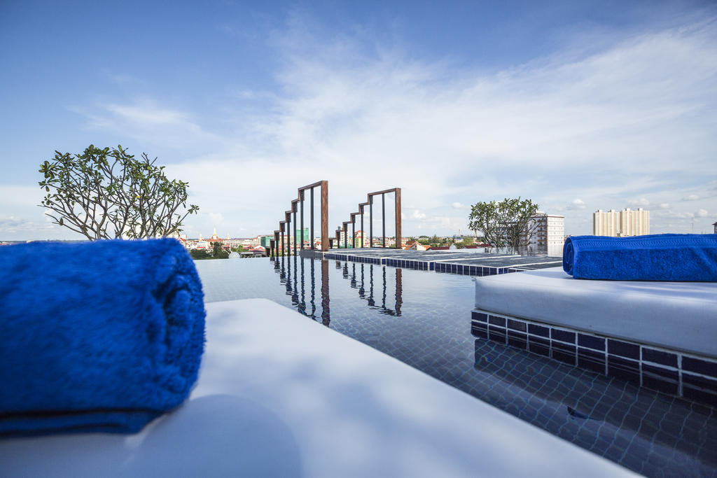 Patio Hotel & Urban Resort Phnom Pen Exterior foto