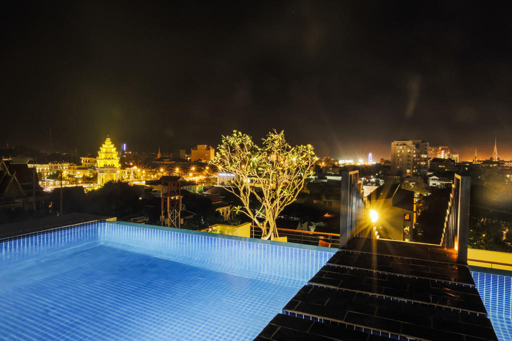 Patio Hotel & Urban Resort Phnom Pen Exterior foto