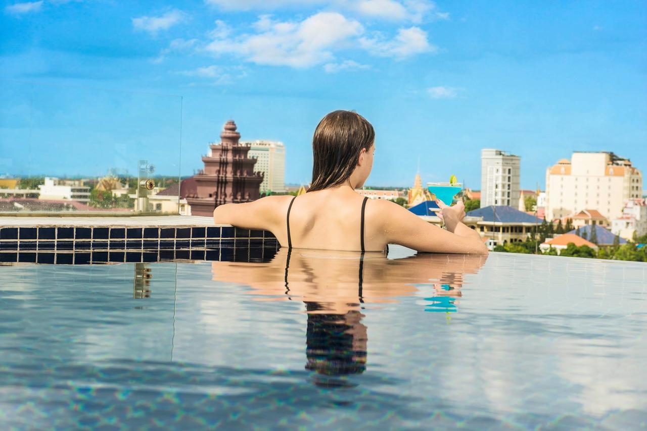 Patio Hotel & Urban Resort Phnom Pen Exterior foto