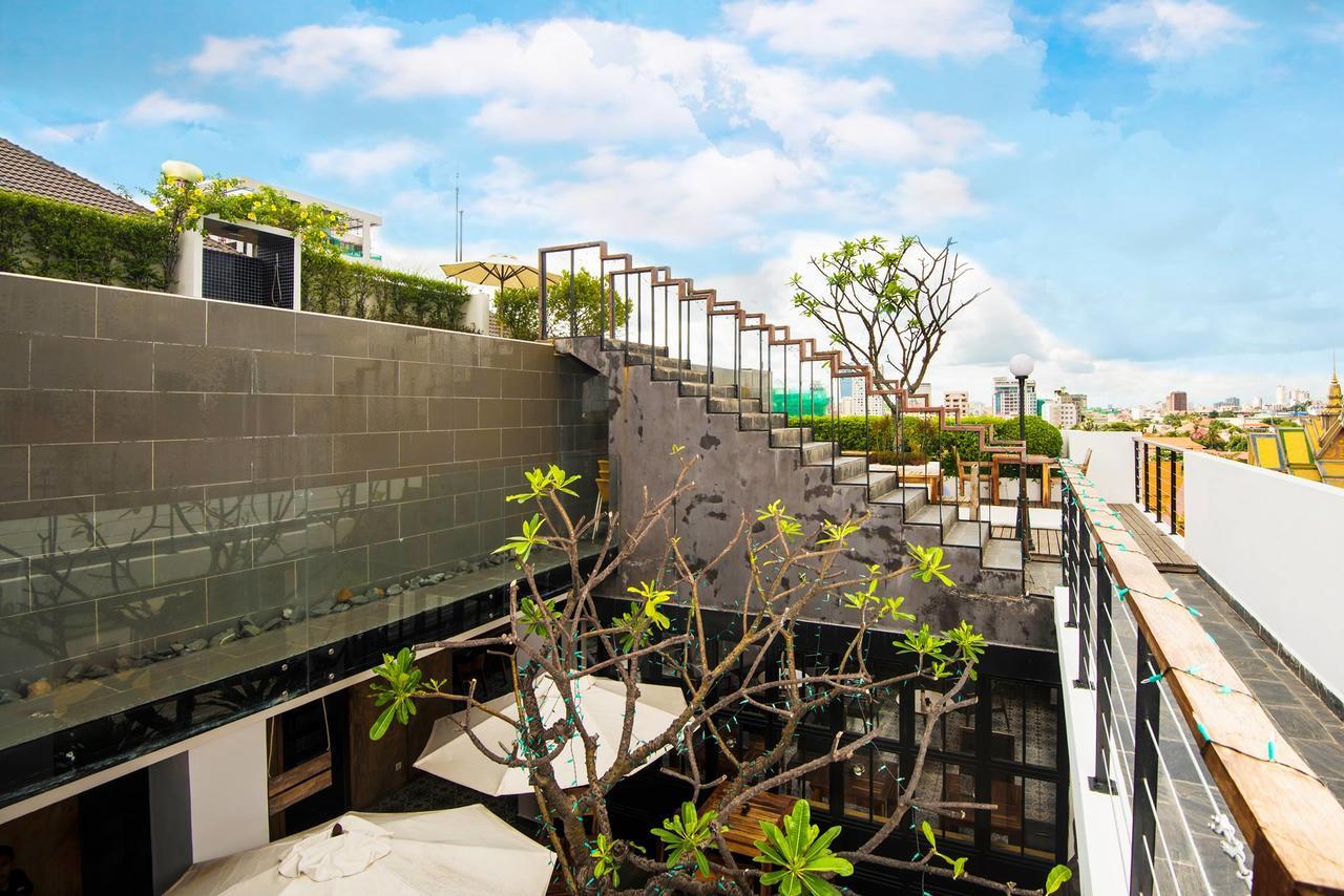 Patio Hotel & Urban Resort Phnom Pen Exterior foto